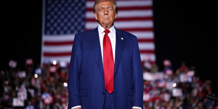 Trump é eleito presidente dos EUA, aponta projeção da AP
