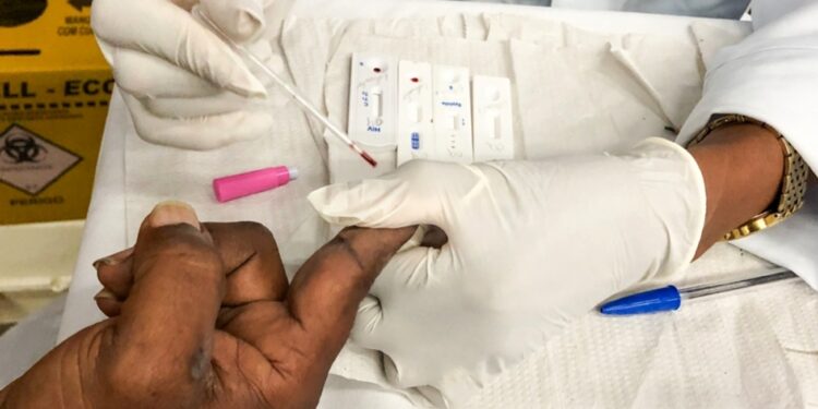 Dezembro Vermelho: Quatro casos de HIV e 9 de sífilis confirmados em uma semana