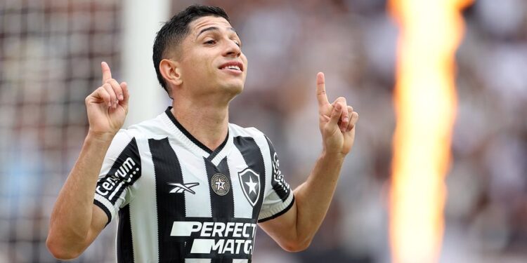 Imparável! Botafogo vence São Paulo e é campeão brasileiro de 2024