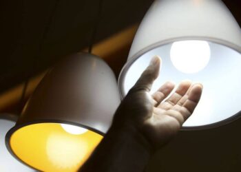 Conta de Luz: bandeira de janeiro se mantém verde e sem aumento de cobrança