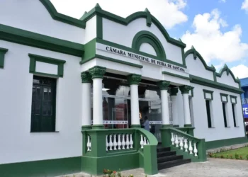 Câmara Municipal aprova aumento salarial para vereadores a partir de 2025