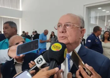 José Ronaldo pretende anunciar secretariado completo antes do Natal