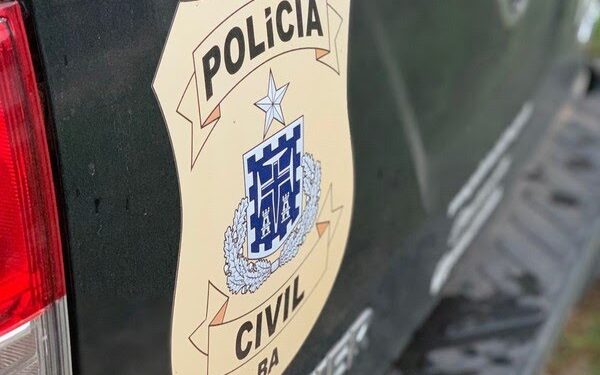 Três pessoas morrem em ataque a imóvel no norte da BA; criança de 2 anos é atingida na mão e no joelho