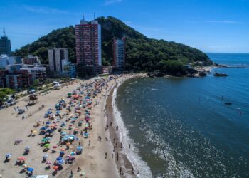 Governo divulga calendário de feriados e pontos facultativos em 2025; veja datas