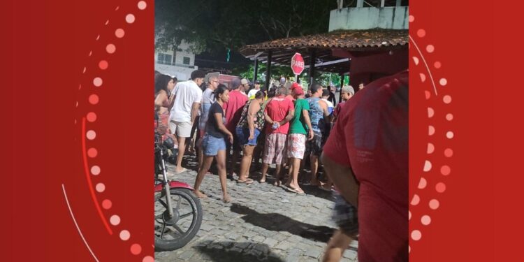 Troca de tiros termina com homem morto e quatro pessoas feridas na Bahia; discussão motivou disparos