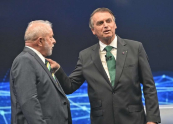 Bolsonaro rebate fala de Lula sobre amantes