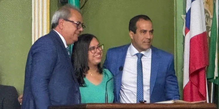 Bruno Reis toma posse para segundo mandato como prefeito de Salvador