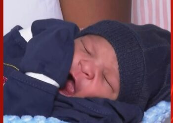 Primeiro bebê nascido em 2025 em Feira de Santana é um menino