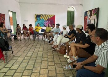 Cultura e inovação: encontro no MAC discute sobre o desenvolvimento da arte em Feira