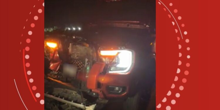 Duas pessoas morrem após acidente entre motocicleta e caminhonete na Bahia