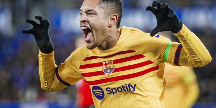 Vitor Roque no Palmeiras: contratação se torna a mais cara do futebol brasileiro; veja ranking