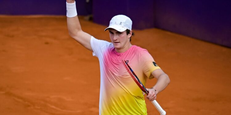 João Fonseca vence, vai à final na Argentina e vira nº 1 do Brasil no ranking