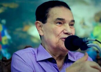 Divaldo Franco recebe alta hospitalar após segunda internação por infecção urinária