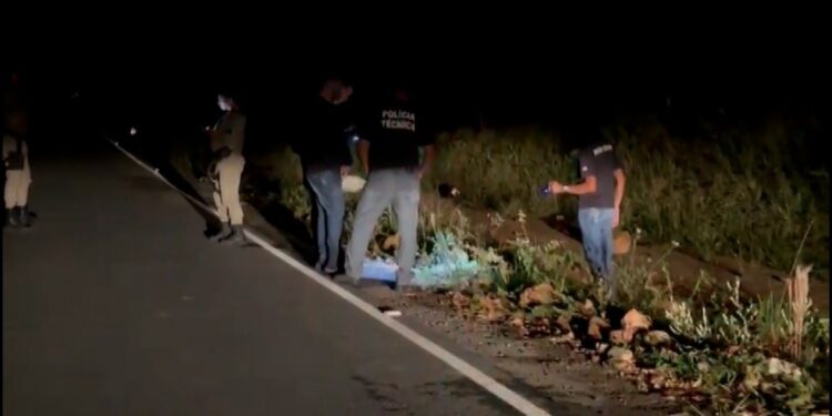 Mãe e filha de 3 anos morrem após acidente de trânsito em rodovia na Bahia