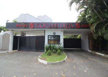 Dois homens são mortos a tiros dentro de motel em Salvador