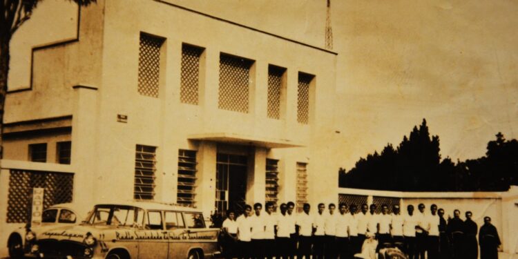 TRANSMISSÕES EXTERNAS ERAM DIFÍCEIS, MAS A SOCIEDADE FOI PIONEIRA NO INTERIOR BAIANO