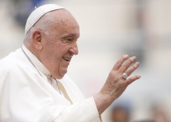Papa Francisco tem noite de descanso tranquila, diz Vaticano