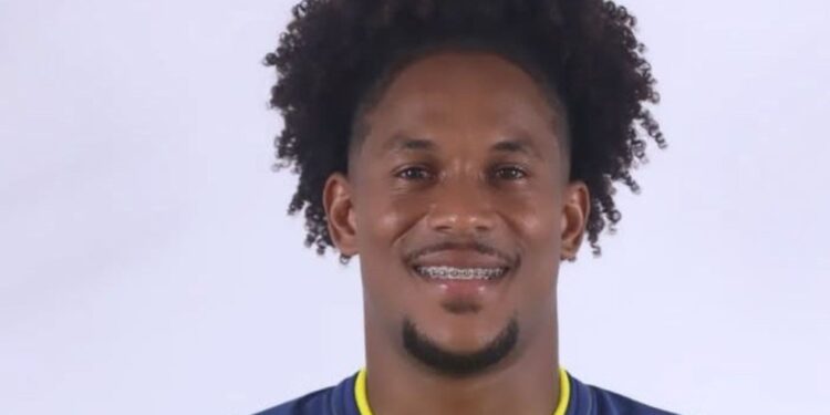 Jogador de futebol é preso suspeito de estupro, assaltos e extorsões contra 11 mulheres na Bahia