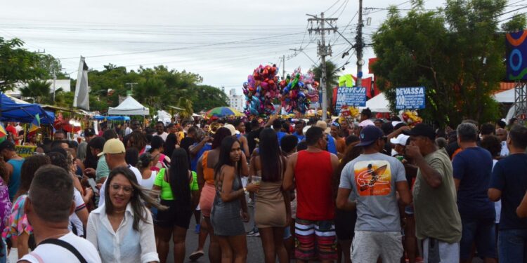 Esquenta Micareta anima novo ponto da Avenida Fraga Maia no dia 27 de abril