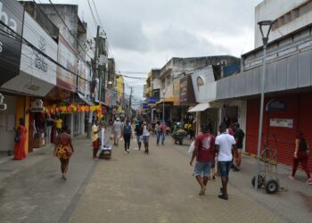 Durante Micareta, lojas do centro abrirão apenas 6ª; shopping e bairros funcionarão