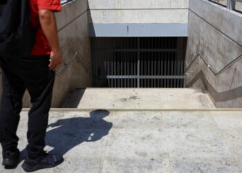 Espanha e Portugal enfrentam apagão de energia elétrica