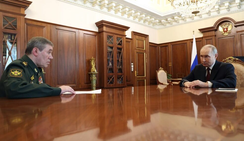 Presidente russo Vladimir Putin declara ‘trégua de Páscoa’ na guerra contra a Ucrânia