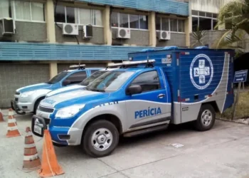 Jovem é morto a tiros no bairro Papagaio