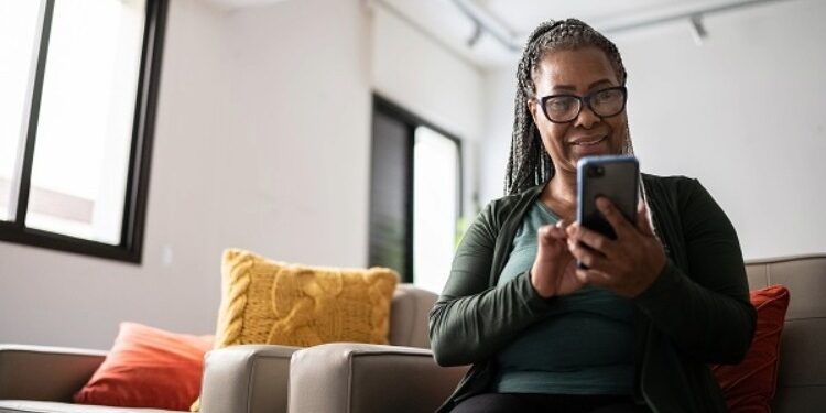 Embasa alerta clientes sobre novo golpe aplicado via chamadas de vídeo no WhatsApp