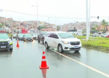 Idoso é morto a tiros a caminho do trabalho durante tentativa de assalto em Salvador