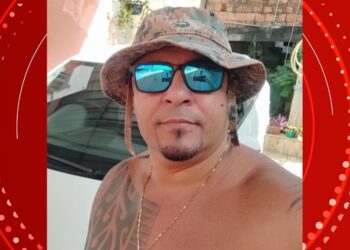 Motorista por aplicativo é morto a tiros dentro de carro em Salvador