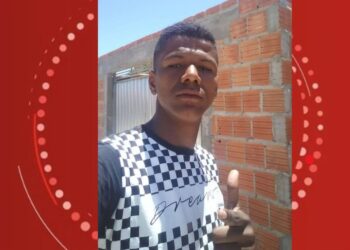 Jovem morto a golpes de facão dentro de barbearia na Bahia era cliente do suspeito há sete anos