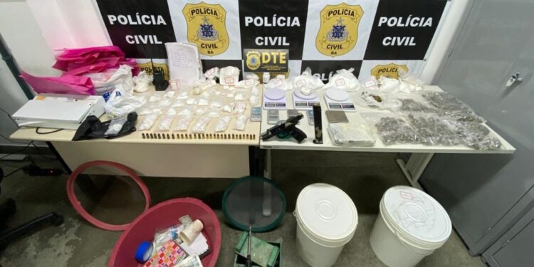 Quatro homens são presos em ‘laboratório’ de drogas no interior da Bahia