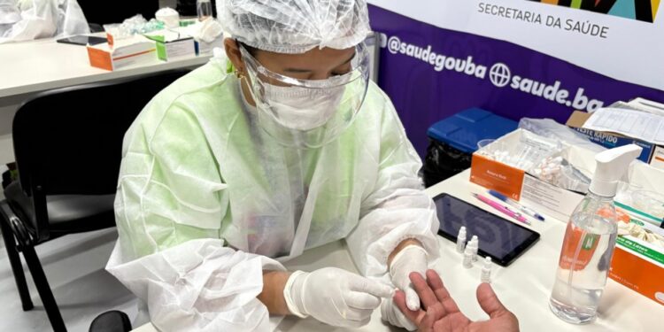 Centro de Testagem realiza mais de 2 mil exames em dois dias da Micareta de Feira