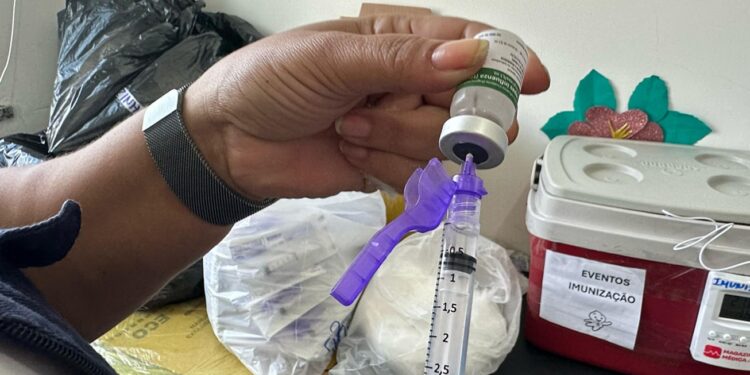 Feira de Santana já vacinou mais de 41 mil pessoas contra a gripe