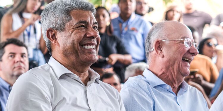 ”Um dos melhores momentos da minha vida”, diz Zé Ronaldo após Jerônimo Rodrigues anunciar obra em Feira de Santana