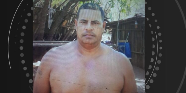 Homem morre ao ser atingido por raio no oeste da Bahia