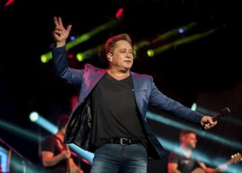 Justiça de MT anula contrato de R$ 750 mil para apresentação do cantor Leonardo em município com 8,6 mil moradores