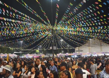 Prefeitura anuncia que São João e São Pedro em Feira terão 70% das atrações com cantores da cidade