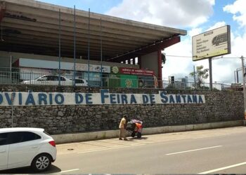 Tarifa de embarque sofre reajuste no terminal rodoviário de Feira de Santana; veja novo valor