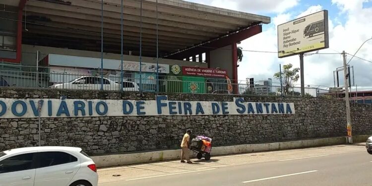 Tarifa de embarque sofre reajuste no terminal rodoviário de Feira de Santana; veja novo valor