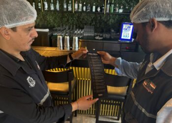 Procon flagra 456 produtos vencidos durante Operação Dia dos Namorados em Feira de Santana