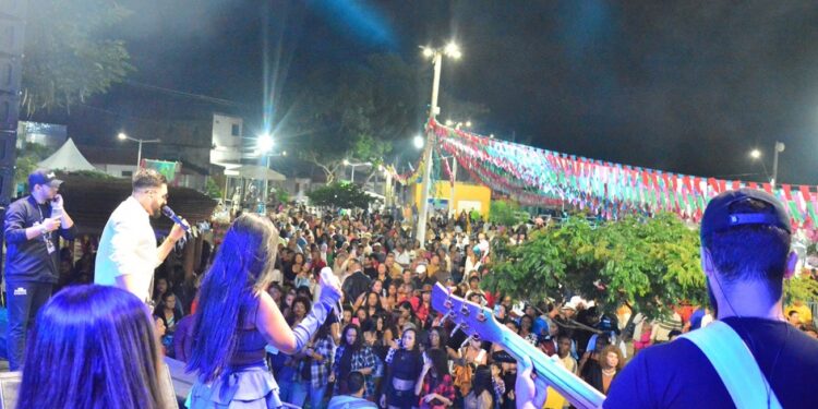 Diversidade de ritmos marcou a última noite do São Pedro de Jaíba