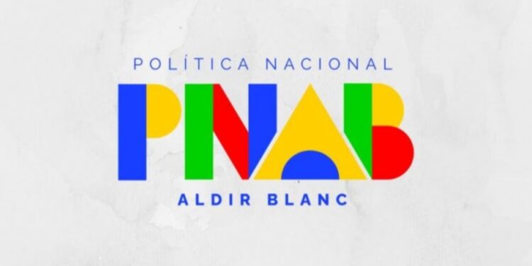 Prefeitura libera pagamento de cerca de R$ 2,4 milhões referente a Lei Aldir Blanc em Feira