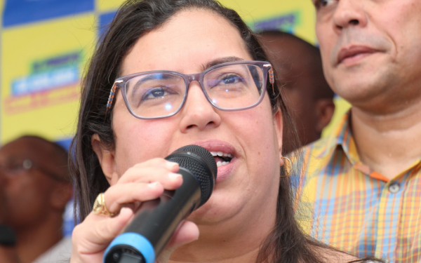 Ana Paula desconversa sobre investigação contra Félix Mendonça na nova fase da Overclean