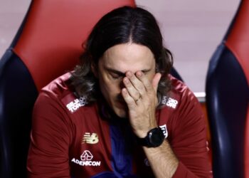 Luis Zubeldía pede demissão do São Paulo; Crespo deve ser o substituto