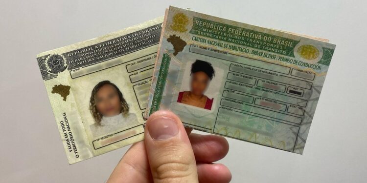 Inscrições para programas que oferecem CNHs gratuitas para alunos da rede estadual e pessoas de baixa renda são abertas