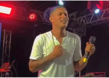 Cantor é atacado e morto por ex-companheira de 17 anos em Itacaré