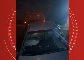 Jovem de 18 anos morre e duas pessoas ficam feridas após batida entre motocicleta e carro em Riachão do Jacuípe