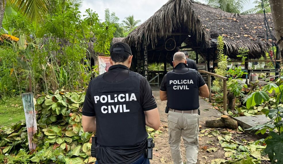 Quatro pessoas são mortas durante operação em aldeia hippie na Bahia; mulher foi feita refém