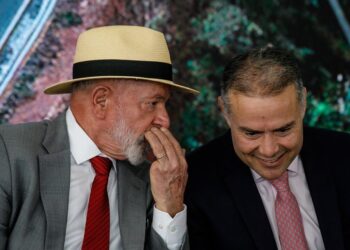 Como deve funcionar o fim da autoescola obrigatória para obter CNH?